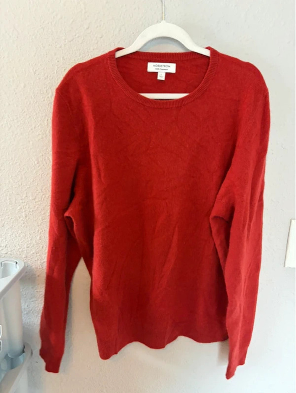 Men's Nordstrom 100% cashmere red sweater L